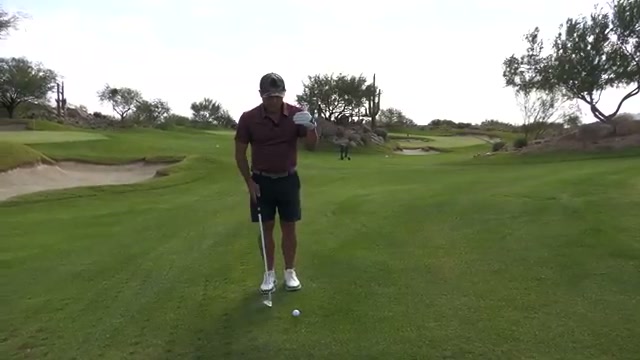 調整球位來改變彈道 (Adjust Ball Position for Height)