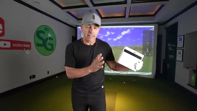 SkyTrak Plus左右手球員切換設置