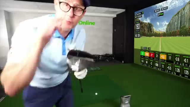 低仰角球桿需要全力擊球